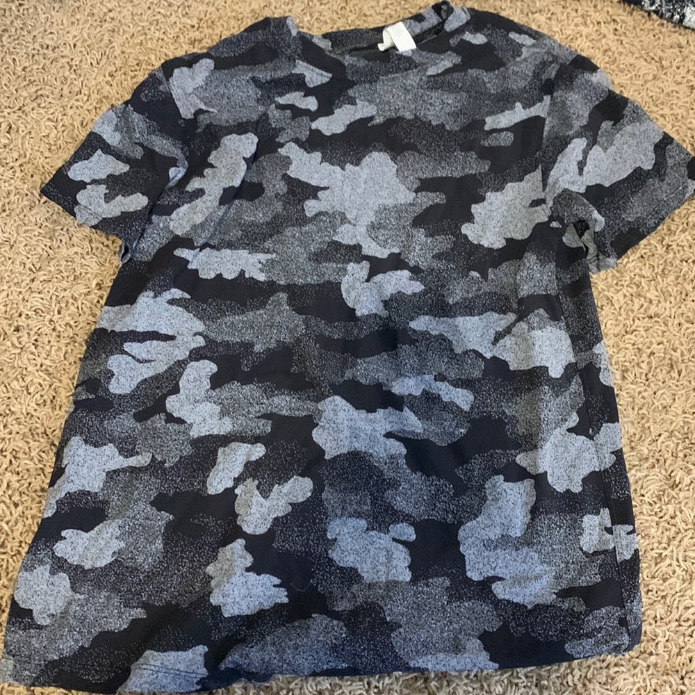 Lululemon shirt
